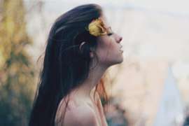 分手后有必要再挽回吗？知乎上的热议话题